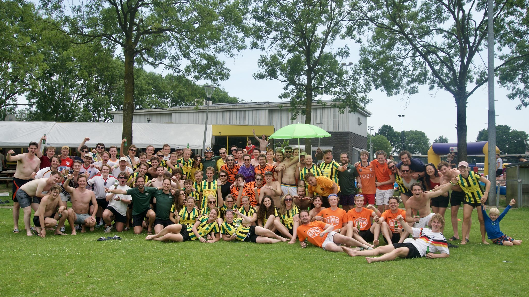 Terugblik en foto's van een zeer geslaagd Ab van Harten Toernooi 2026 ☀️⚽